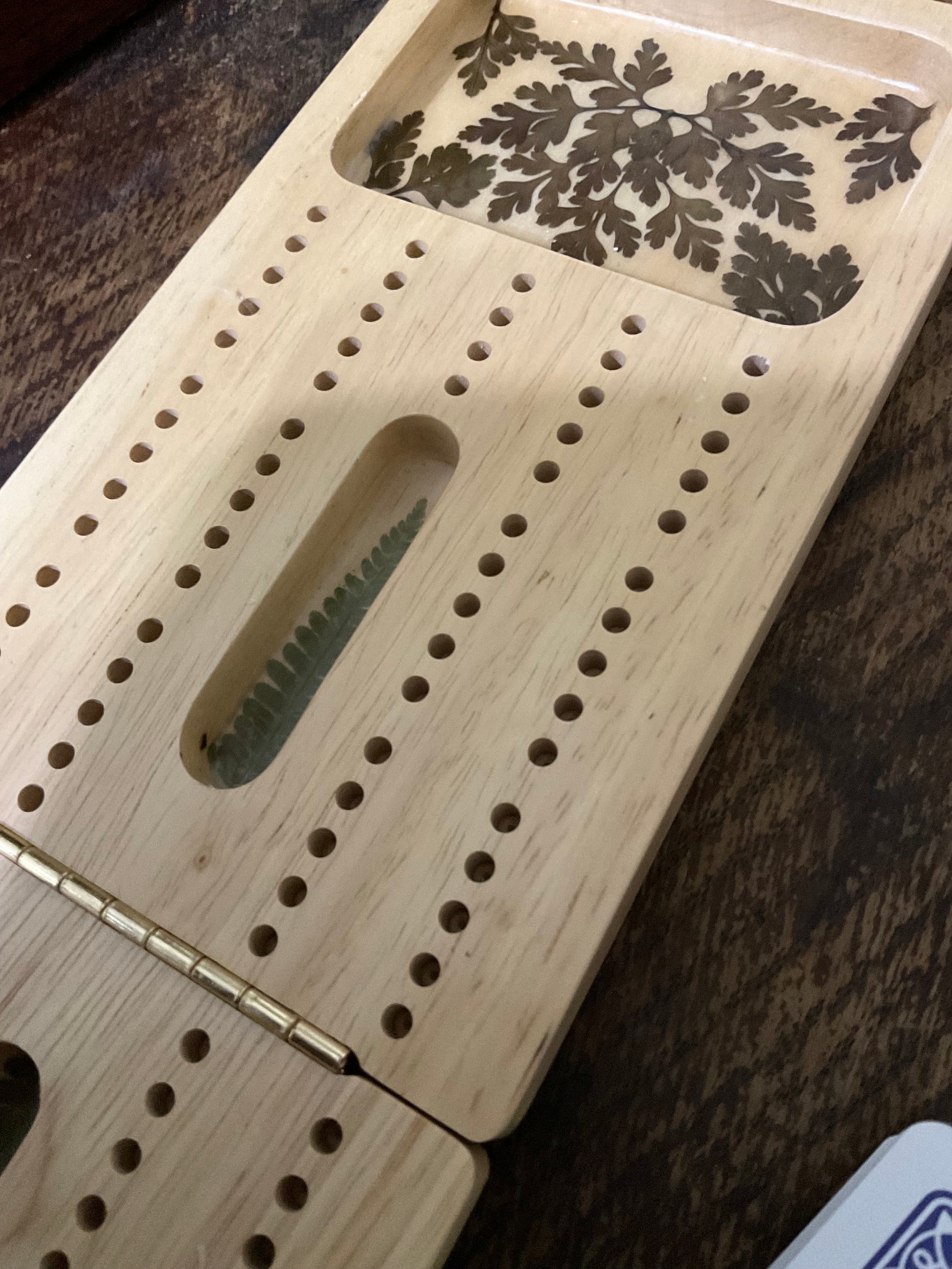 Folding botanical Cribbage board, with real Fern leaves and herb Robert blossom flowers shabby chic cottagecore goblincore unique nature