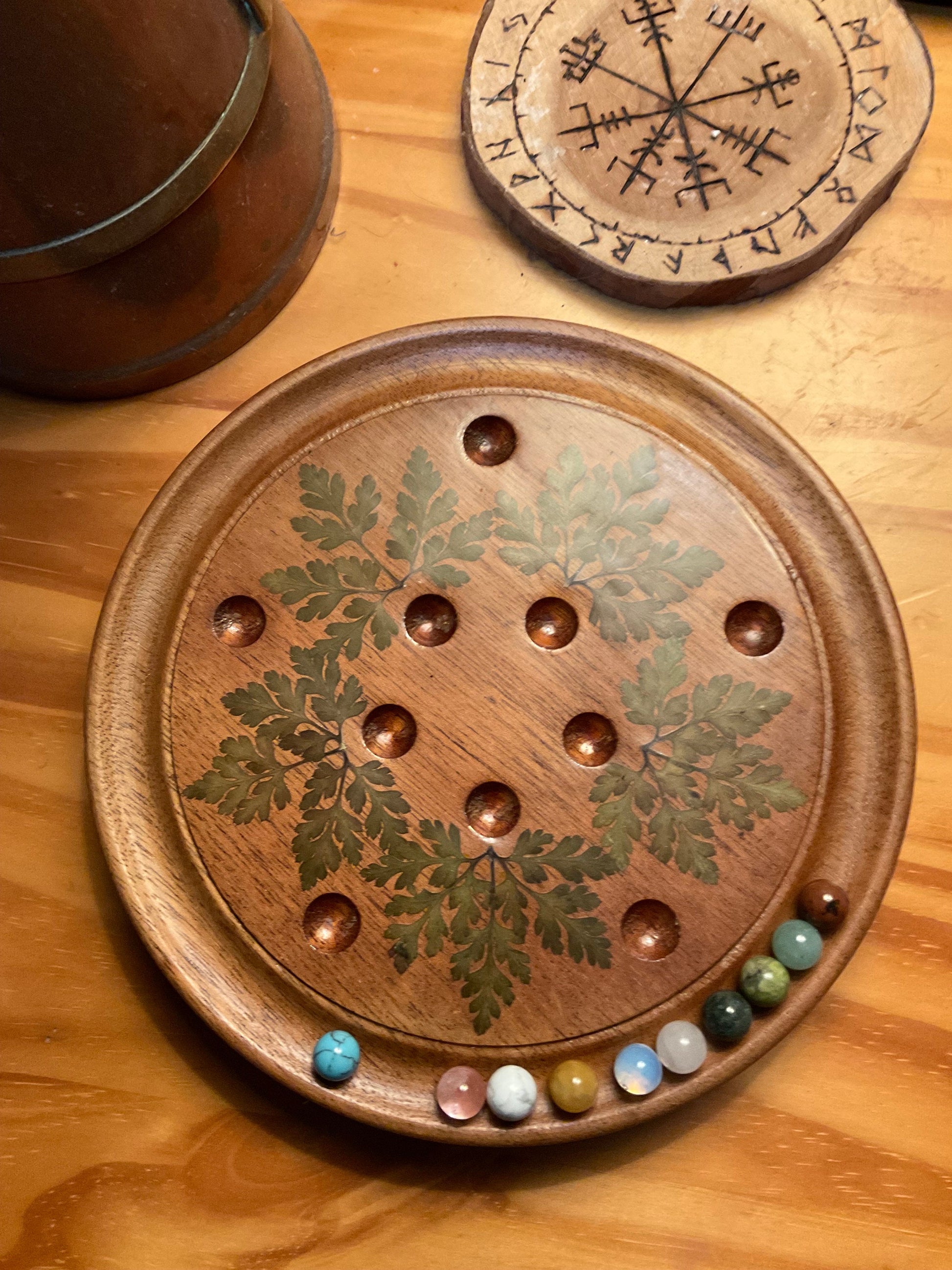 Botanical Pentagon solitaire pentagram board, with preserved herb Robert, gemstone counter cottagecore goblincore unique nature