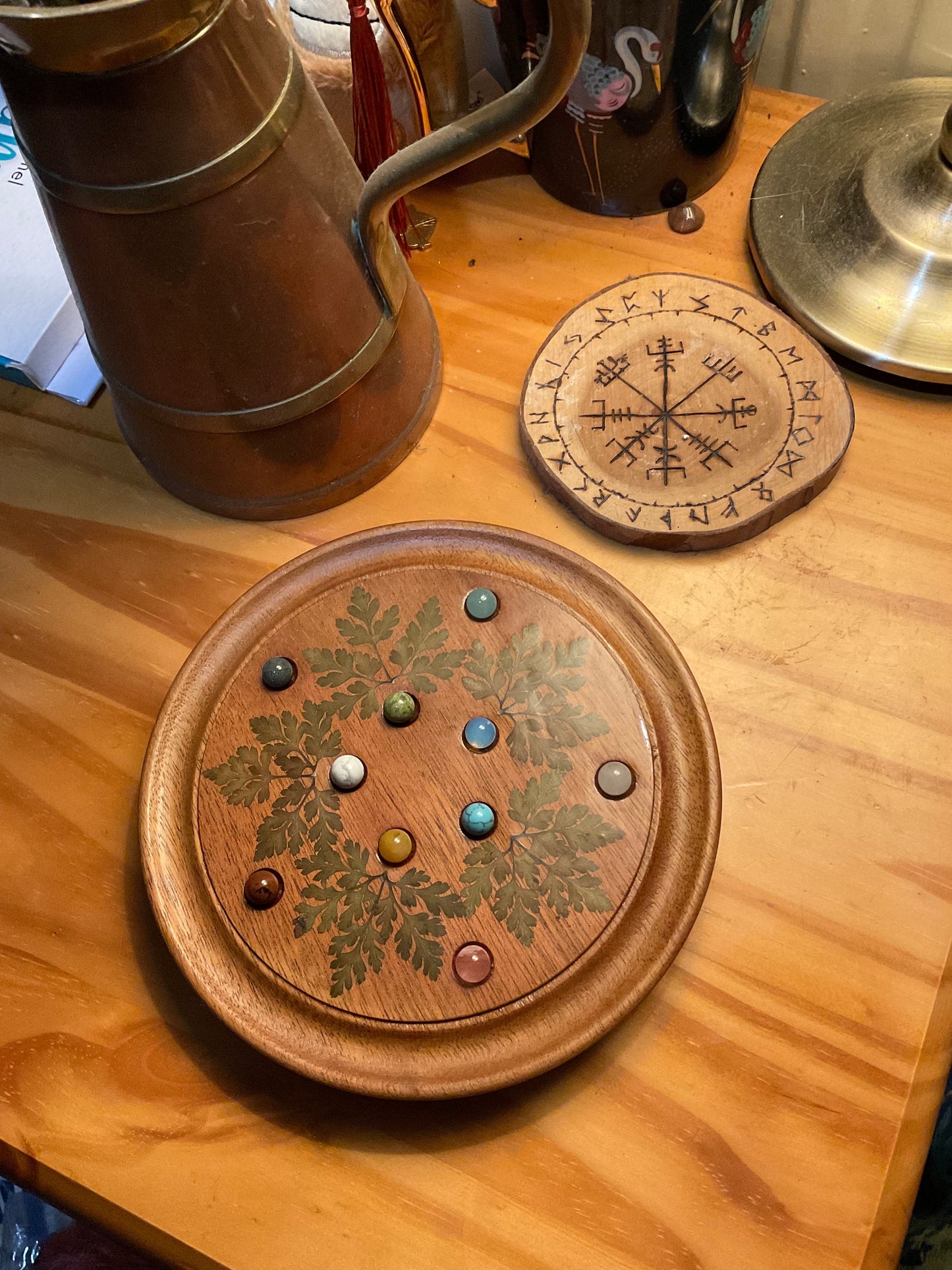 Botanical Pentagon solitaire pentagram board, with preserved herb Robert, gemstone counter cottagecore goblincore unique nature