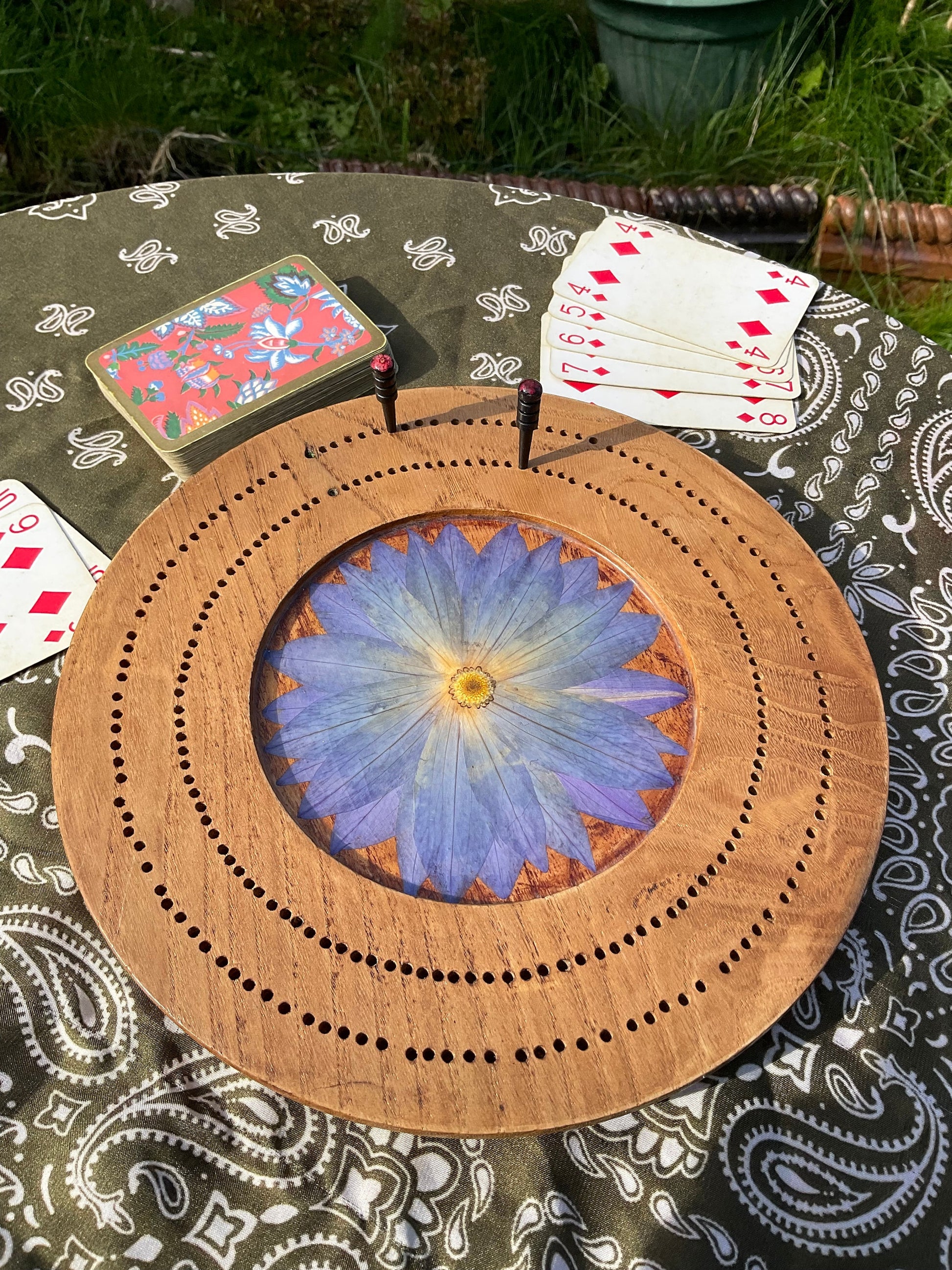 Rare circular Handmade botanical Cribbage board, with blossom flowers shabby chic cottagecore goblincore unique nature