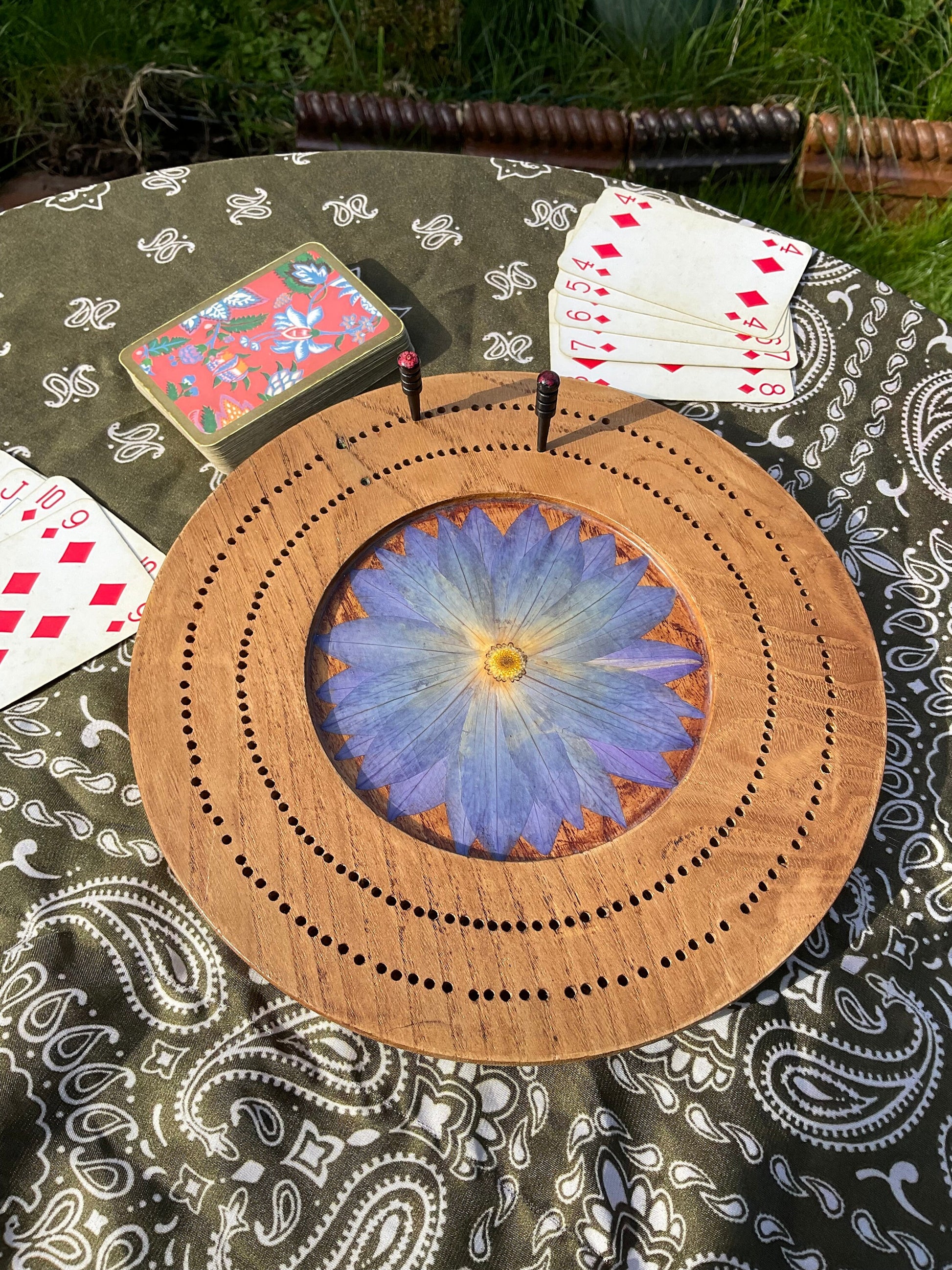 Rare circular Handmade botanical Cribbage board, with blossom flowers shabby chic cottagecore goblincore unique nature