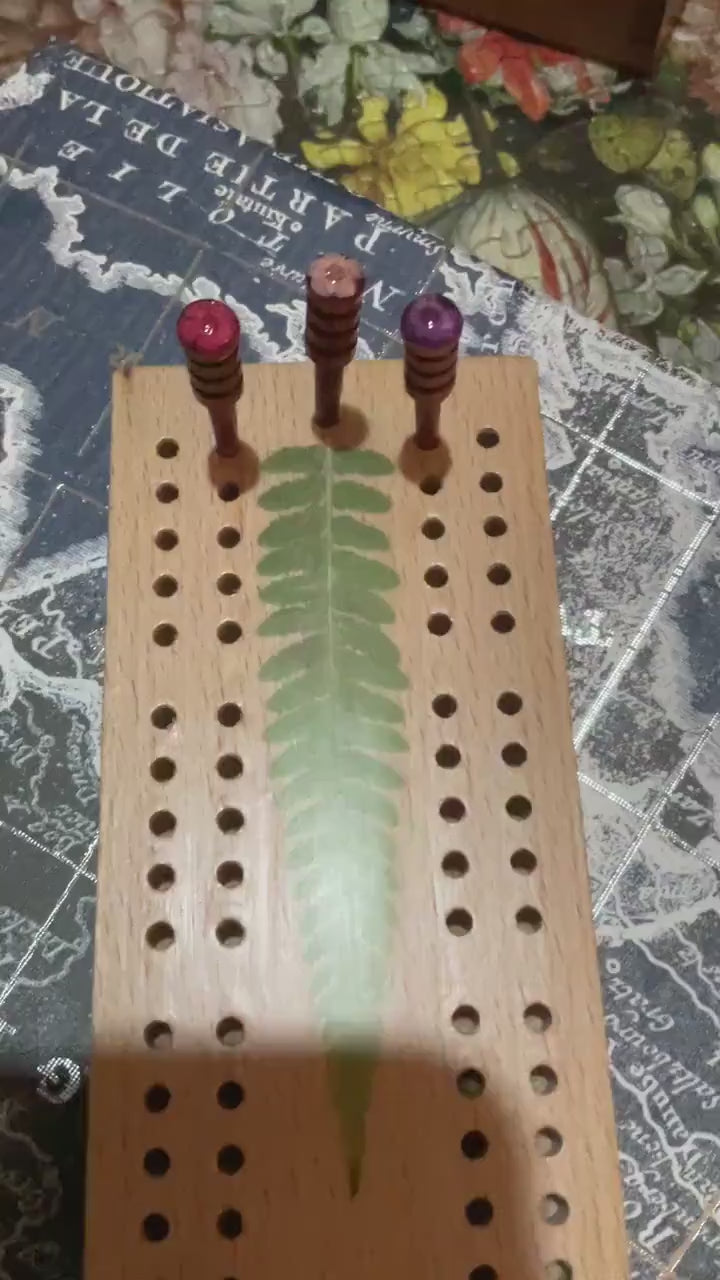 Cribbage board with real fern leaves and blossom flowers - shabby chic cottagecore goblincore unique nature handmade